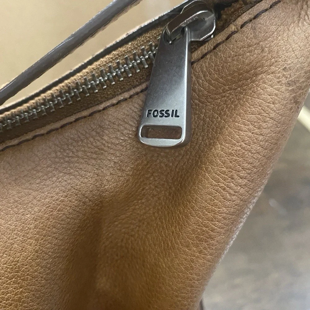 Fossil Brown Leather Hobo Shoulder Bag W Matching Wallet & Dust Bag